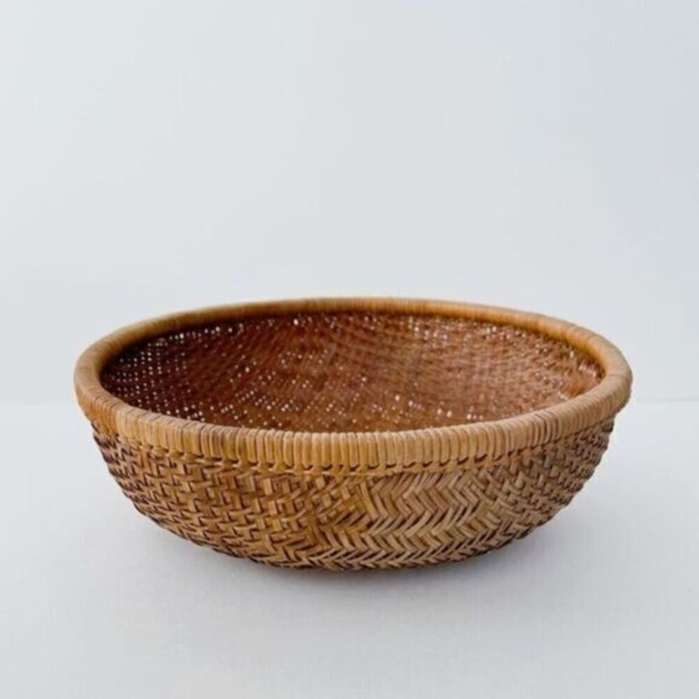 Vintage Woven Fruit Basket​​